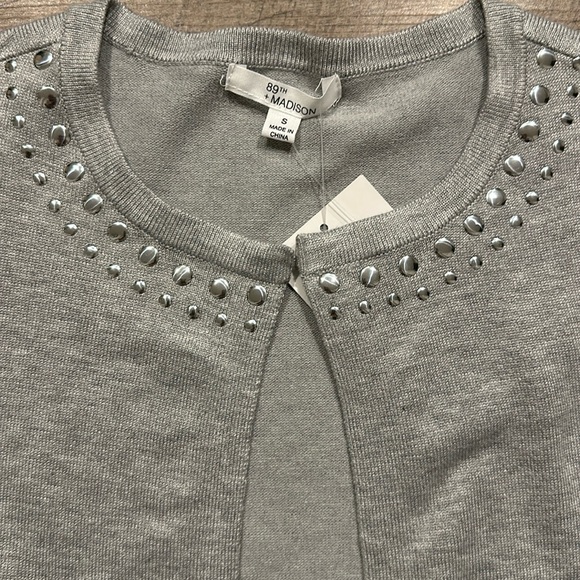 89th + Madison light gray studded lightweight cardigan sweater size small - Picture 2 of 8